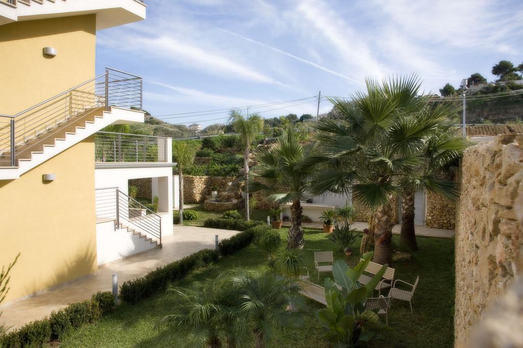 Villa Pedra Do Sol Balestrate Habitación foto